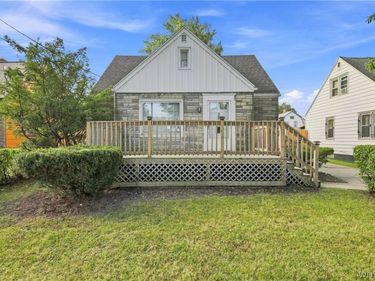 121 Weston Ave, Buffalo, NY 14215