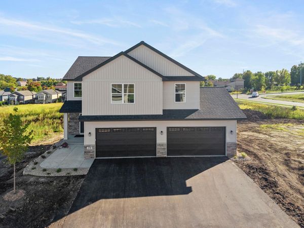 578 Sienna Drive, Watertown, MN 55315