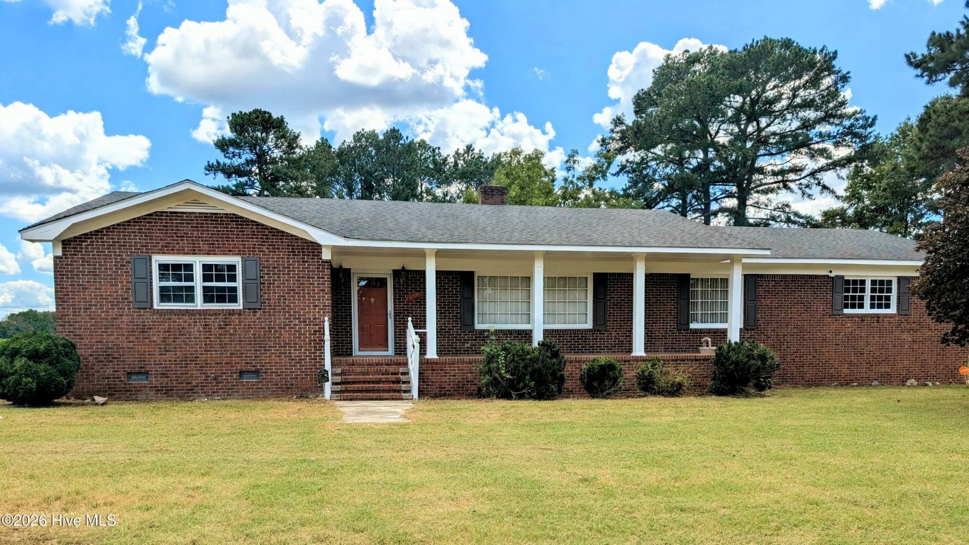 1066 Edwards Fork Road, Scotland Neck, NC 27874 Main Photo