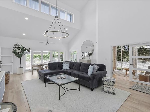 651 Bridgeway LN, Unit 1, NAPLES, FL 34108