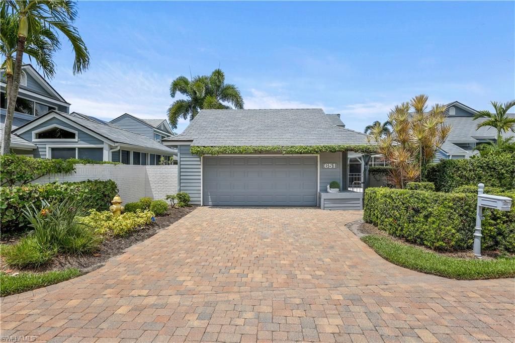 651 Bridgeway Ln, Unit 1, Naples, FL 34108 Photo