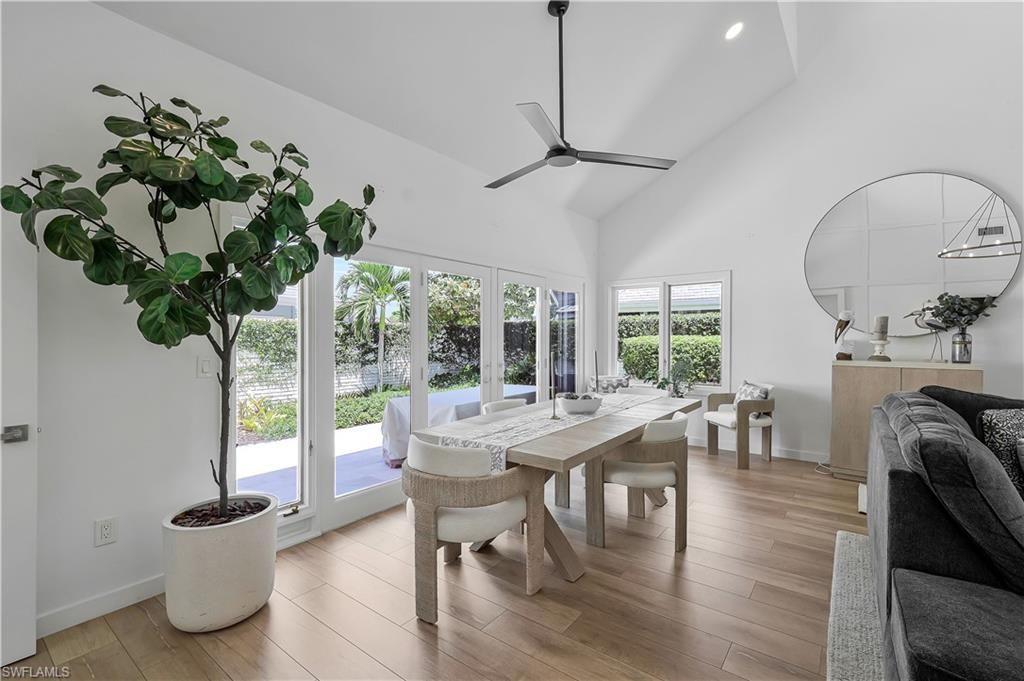 651 Bridgeway Ln, Unit 1, Naples, FL 34108 Photo