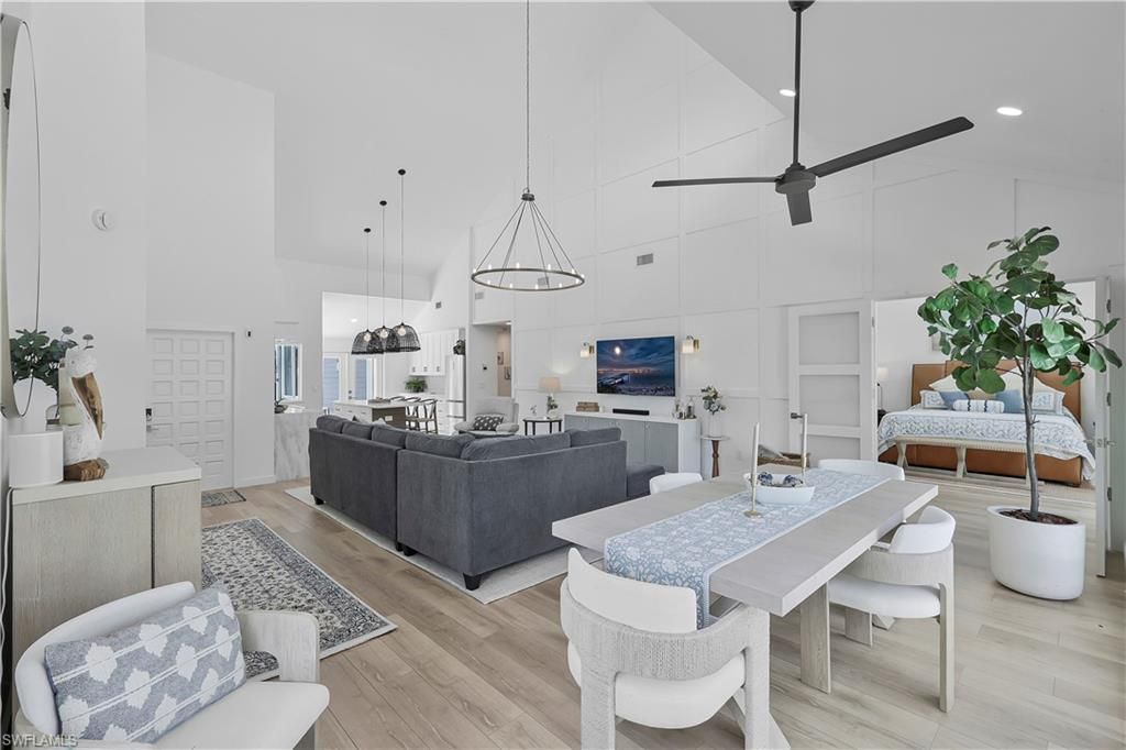 651 Bridgeway Ln, Unit 1, Naples, FL 34108 Photo