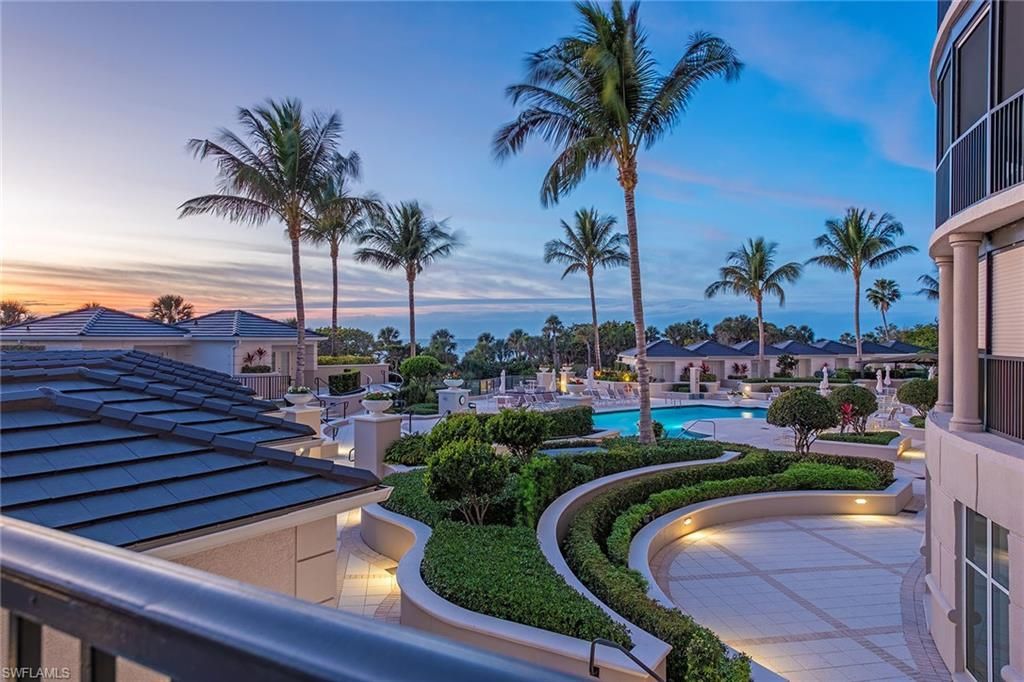 8665 Bay Colony Dr, Unit 201, Naples, FL 34108 Photo