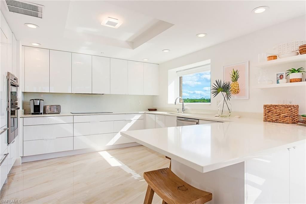 8665 Bay Colony Dr, Unit 201, Naples, FL 34108 Photo