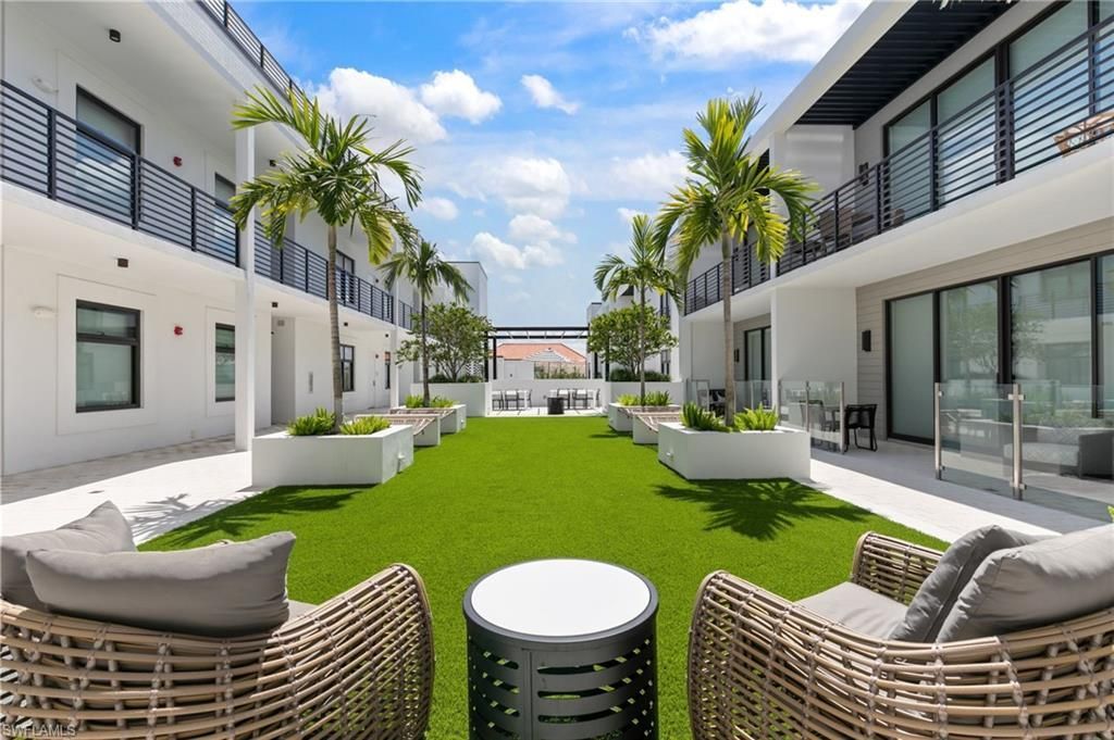 850 Central Ave, Unit 207, Naples, FL 34102 Photo