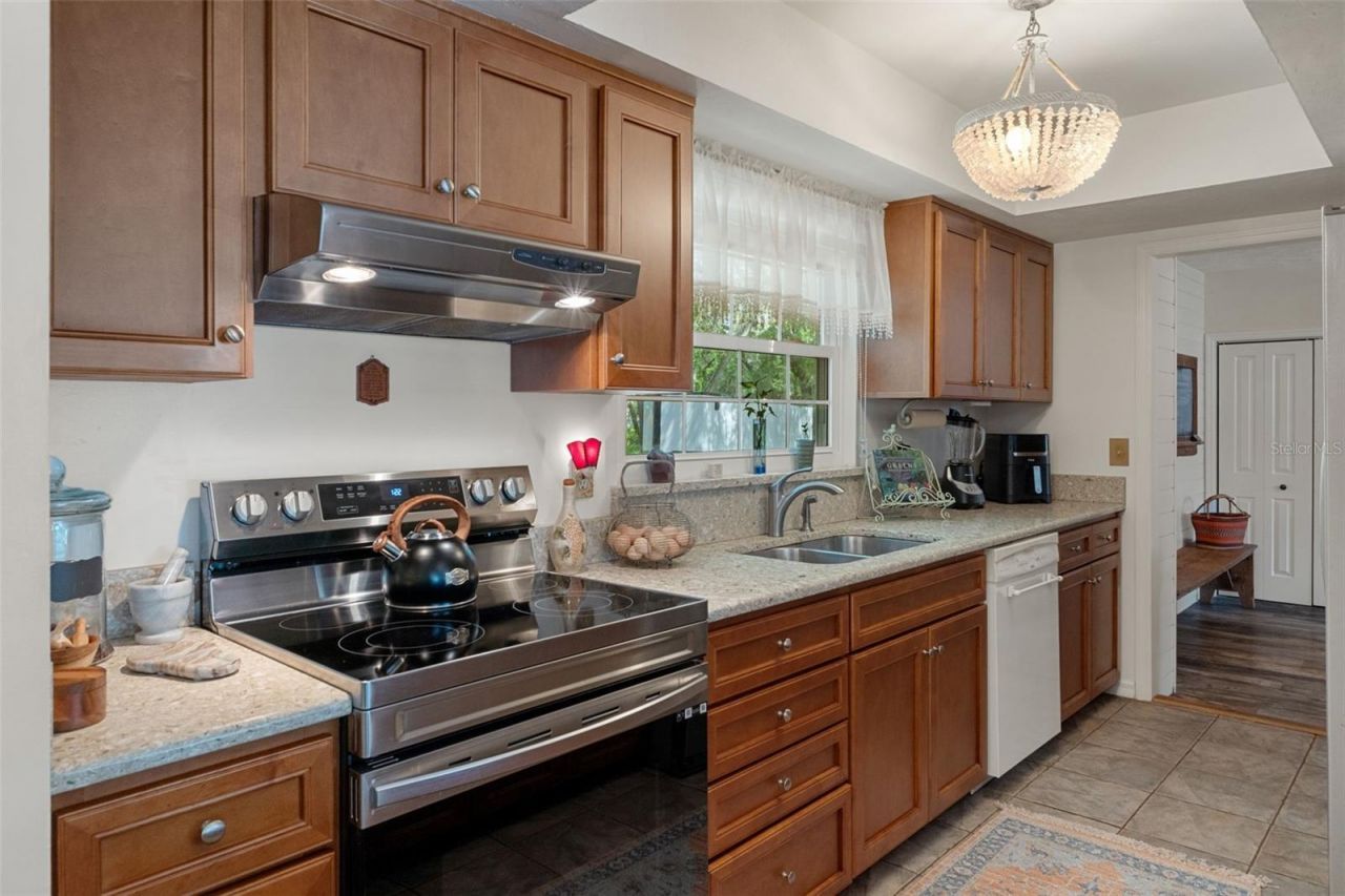 6310 W Corral Place, Beverly Hills, FL 34465 Photo