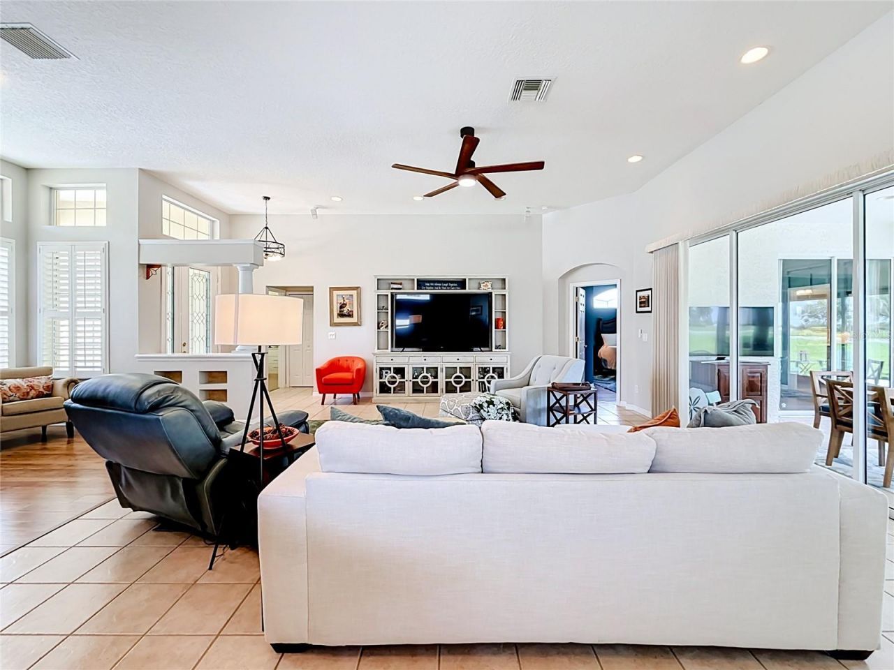 5693 Gulf Stream Street, Tavares, FL 32778 Photo
