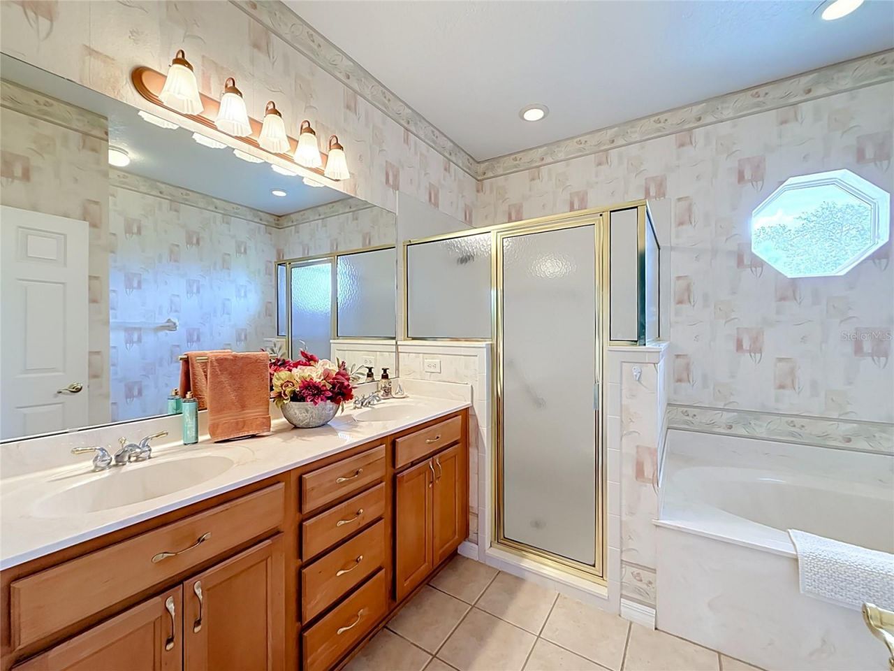 5693 Gulf Stream Street, Tavares, FL 32778 Photo