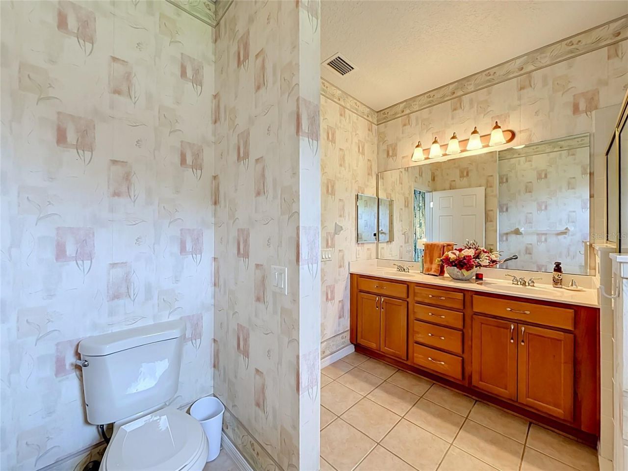 5693 Gulf Stream Street, Tavares, FL 32778 Photo