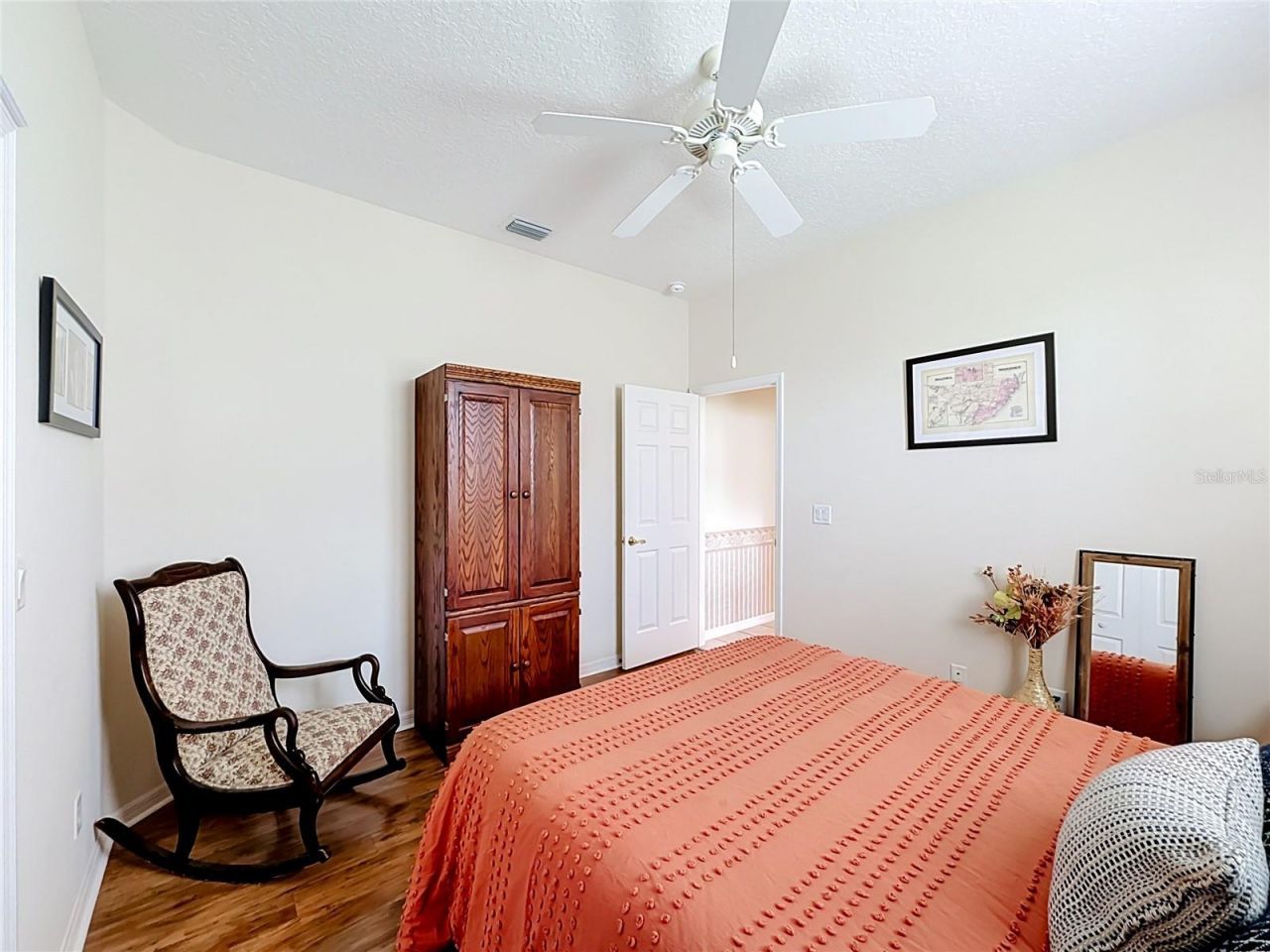 5693 Gulf Stream Street, Tavares, FL 32778 Photo