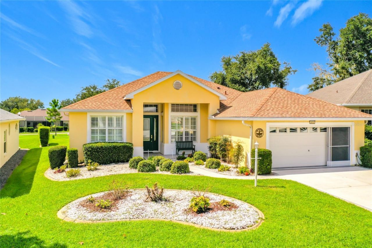 5693 Gulf Stream Street, Tavares, FL 32778 Photo