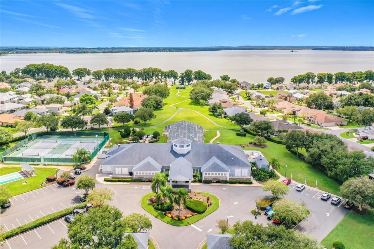 5693 Gulf Stream Street, Tavares, FL 32778 Photo