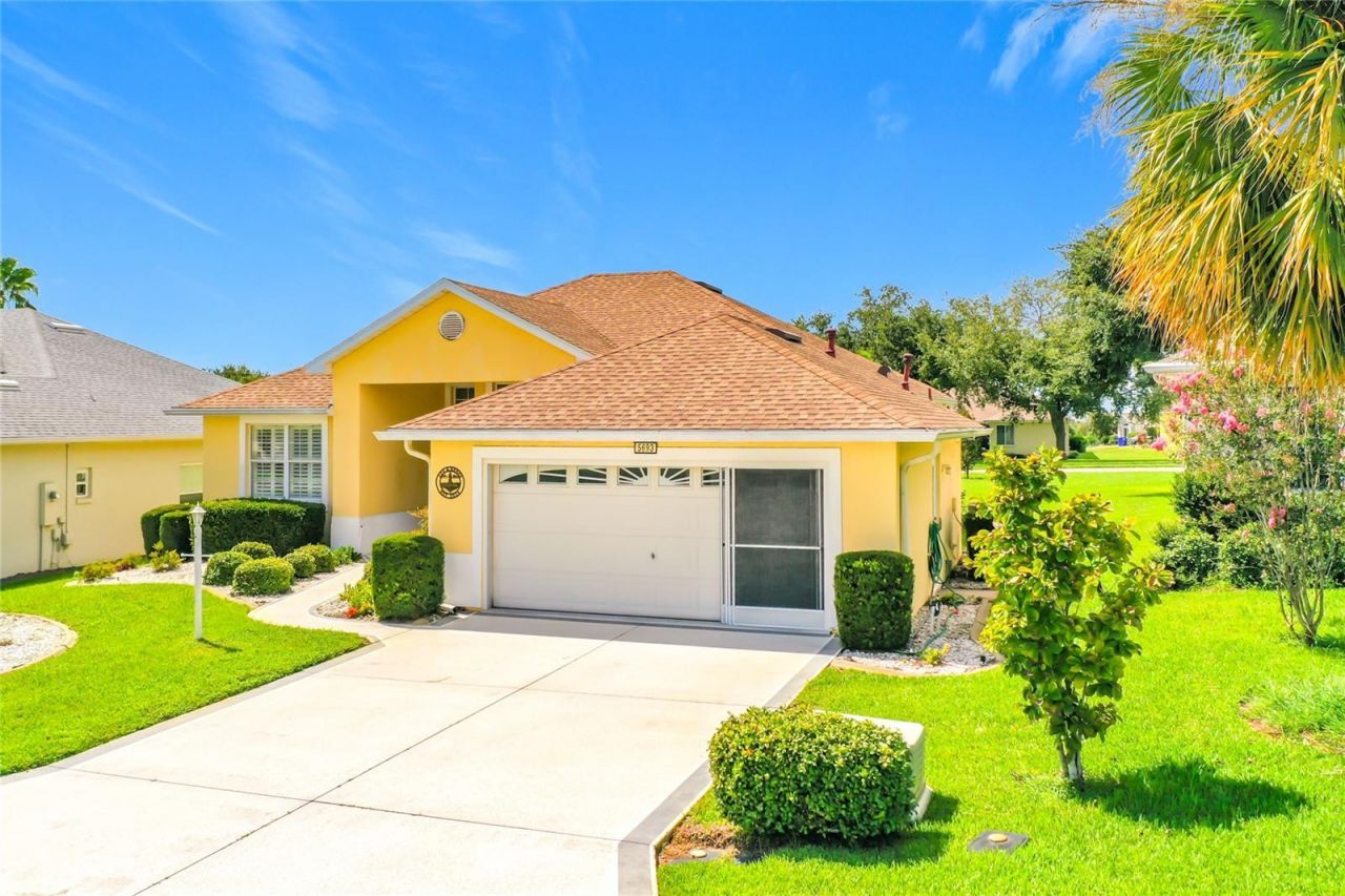 5693 Gulf Stream Street, Tavares, FL 32778 Photo