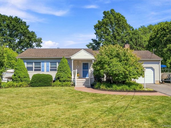 1035 Theresa Drive , Mattituck, NY 11952
