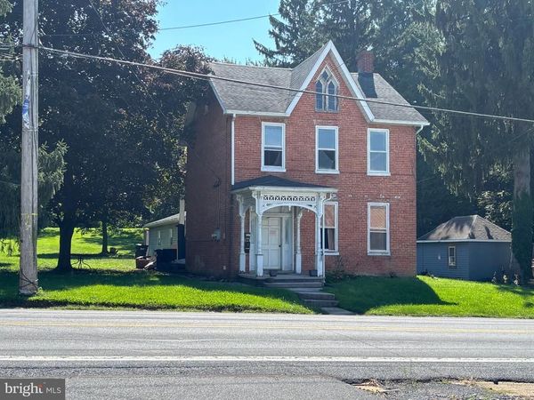 94 W MAIN STREET , FAYETTEVILLE, PA 17222