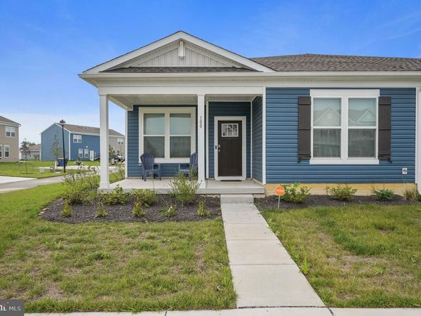 100 RIDGLEY BOULEVARD, DOVER, DE 19904