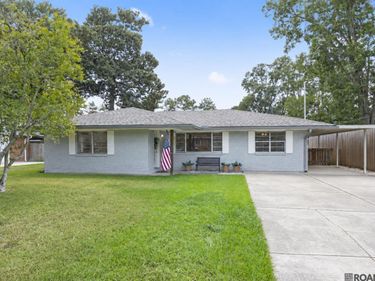 110 Joan St, Denham Springs, LA 70726