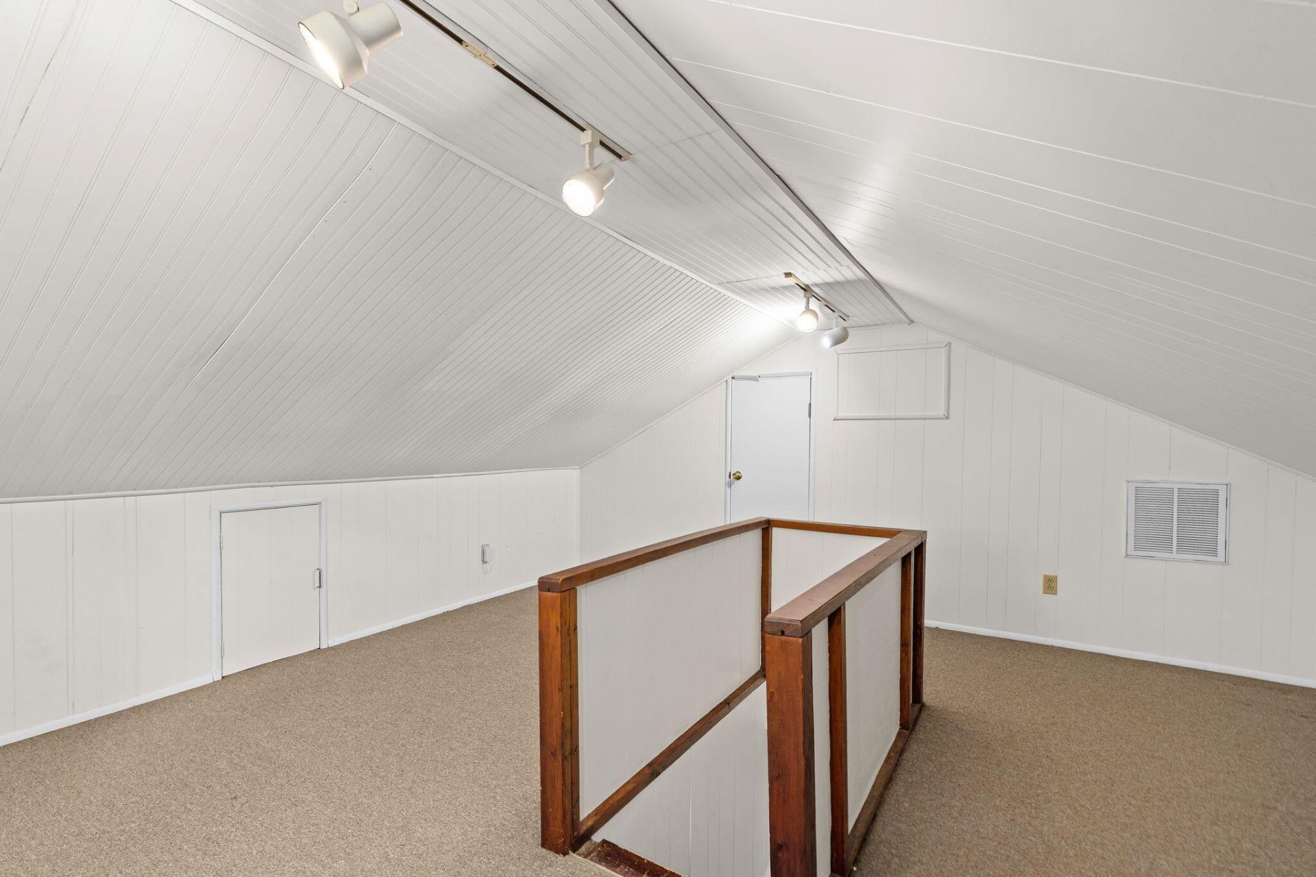 1782 Harrison Avenue Photo 21