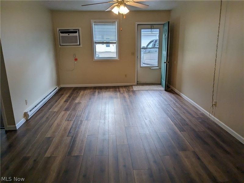 726 Luke Drive SW, Strasburg, OH 44680 Photo 9