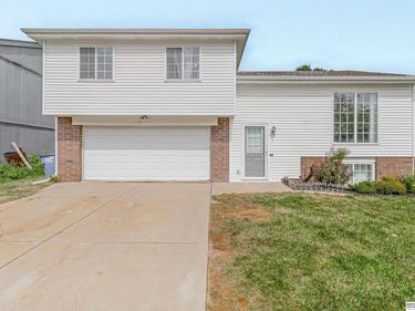 11118 Mary Street, Omaha, NE 68164
