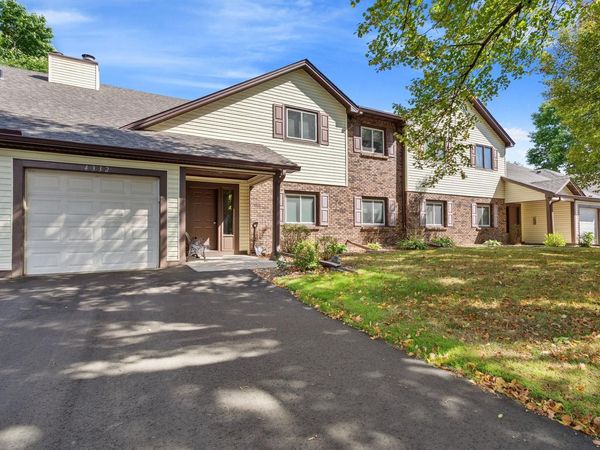 4334 Evergreen Drive , Vadnais Heights, MN 55127