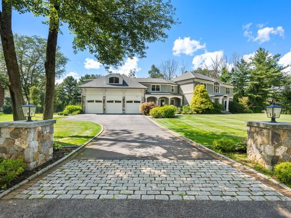 21 Westerly, Weston, MA 02493