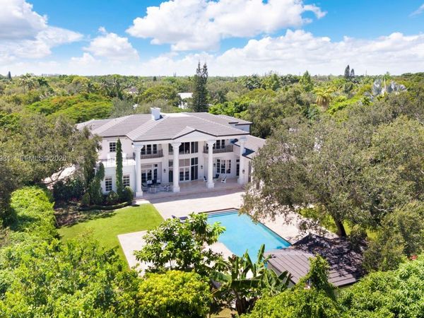 6045 SW 106th St, Pinecrest, FL 33156