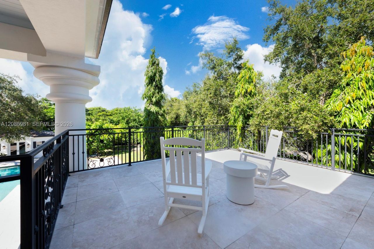 6045 SW 106th St, Pinecrest, FL 33156 Photo