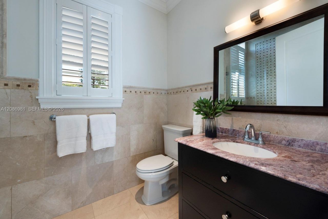 6045 SW 106th St, Pinecrest, FL 33156 Photo