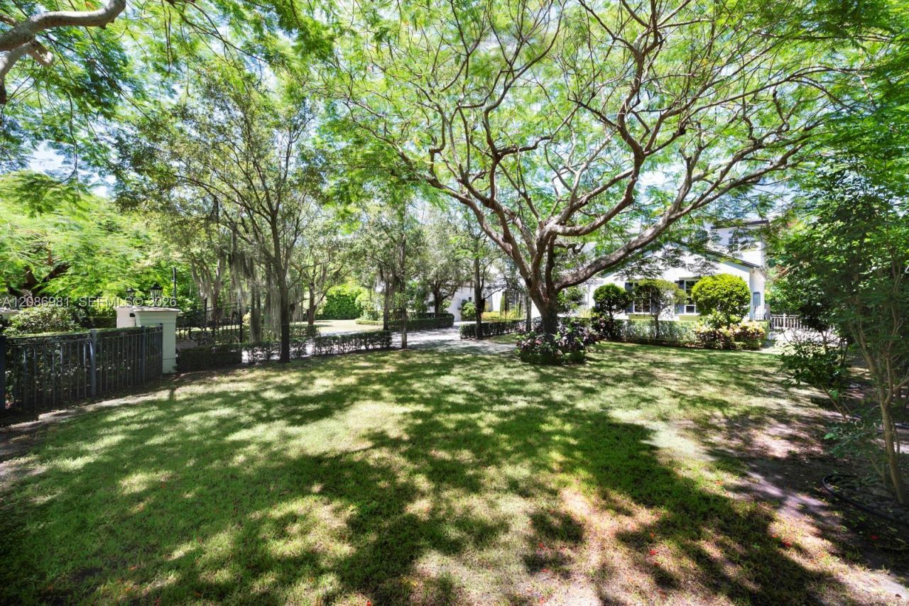 6045 SW 106th St, Pinecrest, FL 33156 Photo
