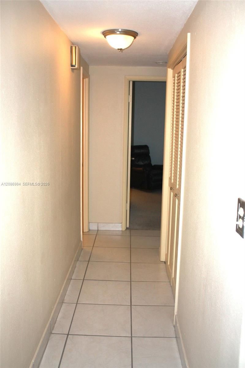 4200 Hillcrest Dr, Unit 618, Hollywood, FL 33021 Photo