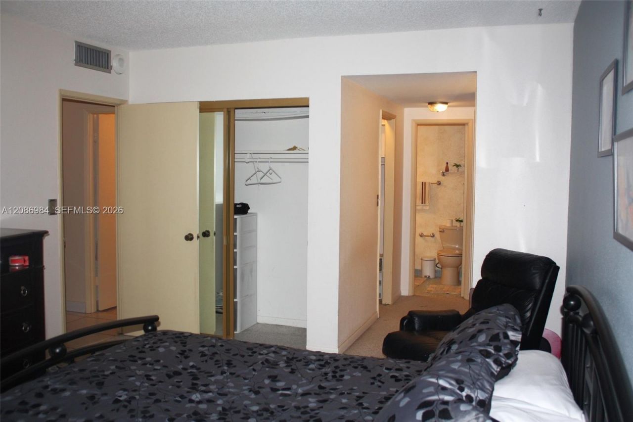 4200 Hillcrest Dr, Unit 618, Hollywood, FL 33021 Photo