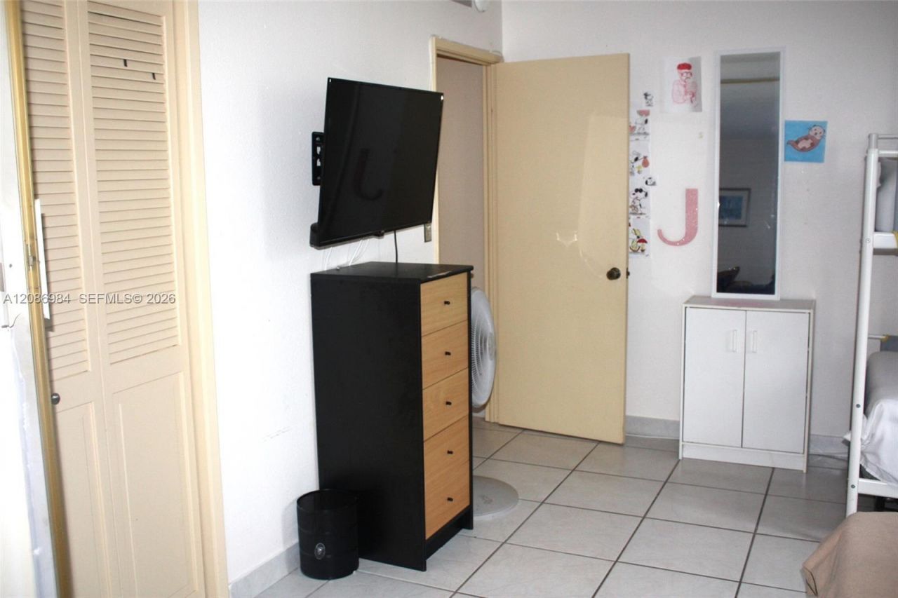 4200 Hillcrest Dr, Unit 618, Hollywood, FL 33021 Photo