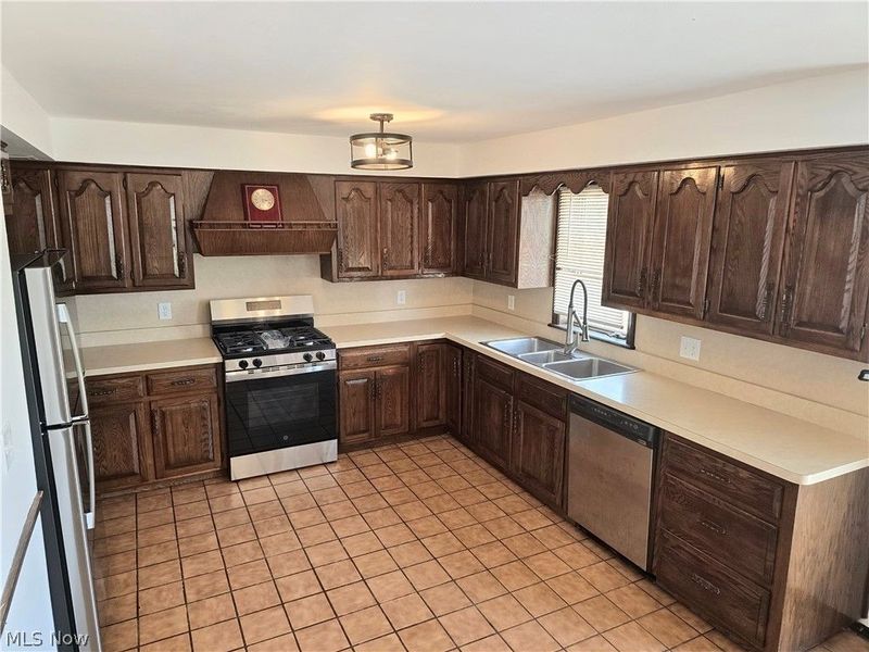 509 Sexton Street, Struthers, OH 44471 Photo 10