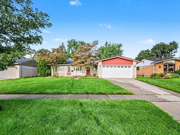 14345 Knolson Street, Livonia, MI 48154