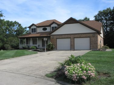 2035 Canterbury Court, Troy, OH 45373