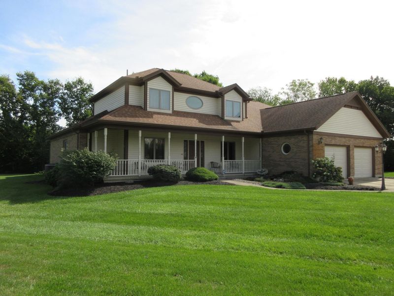 2035 Canterbury Court, Troy, OH 45373 Photo 3