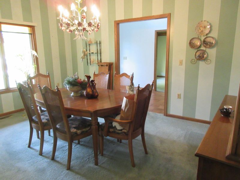 2035 Canterbury Court, Troy, OH 45373 Photo 8