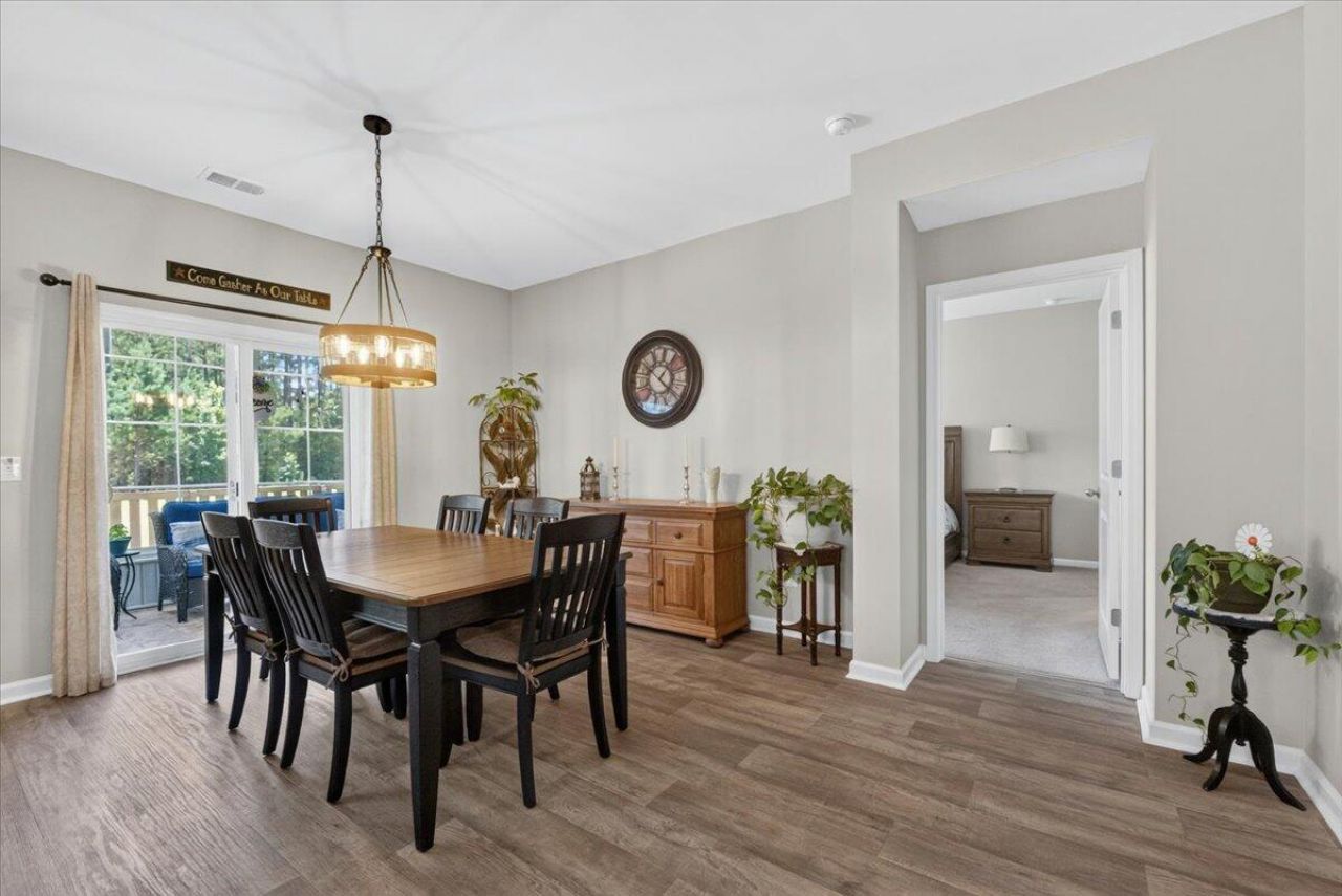 373 Azore Way Photo 20