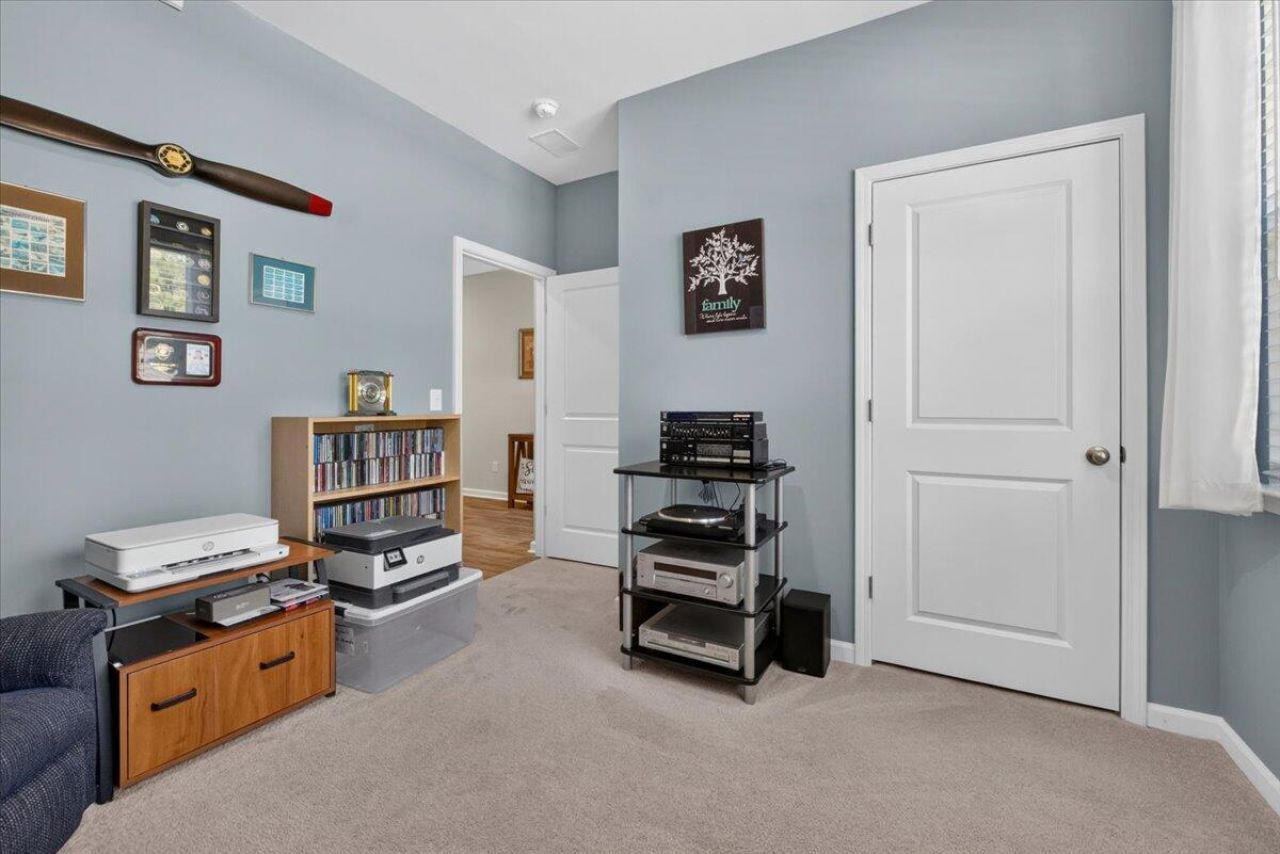 373 Azore Way Photo 24