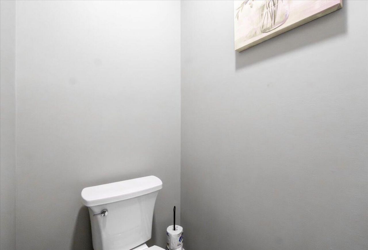 373 Azore Way Photo 35