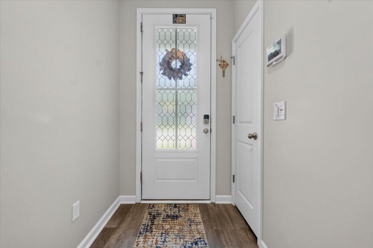 373 Azore Way Photo 6