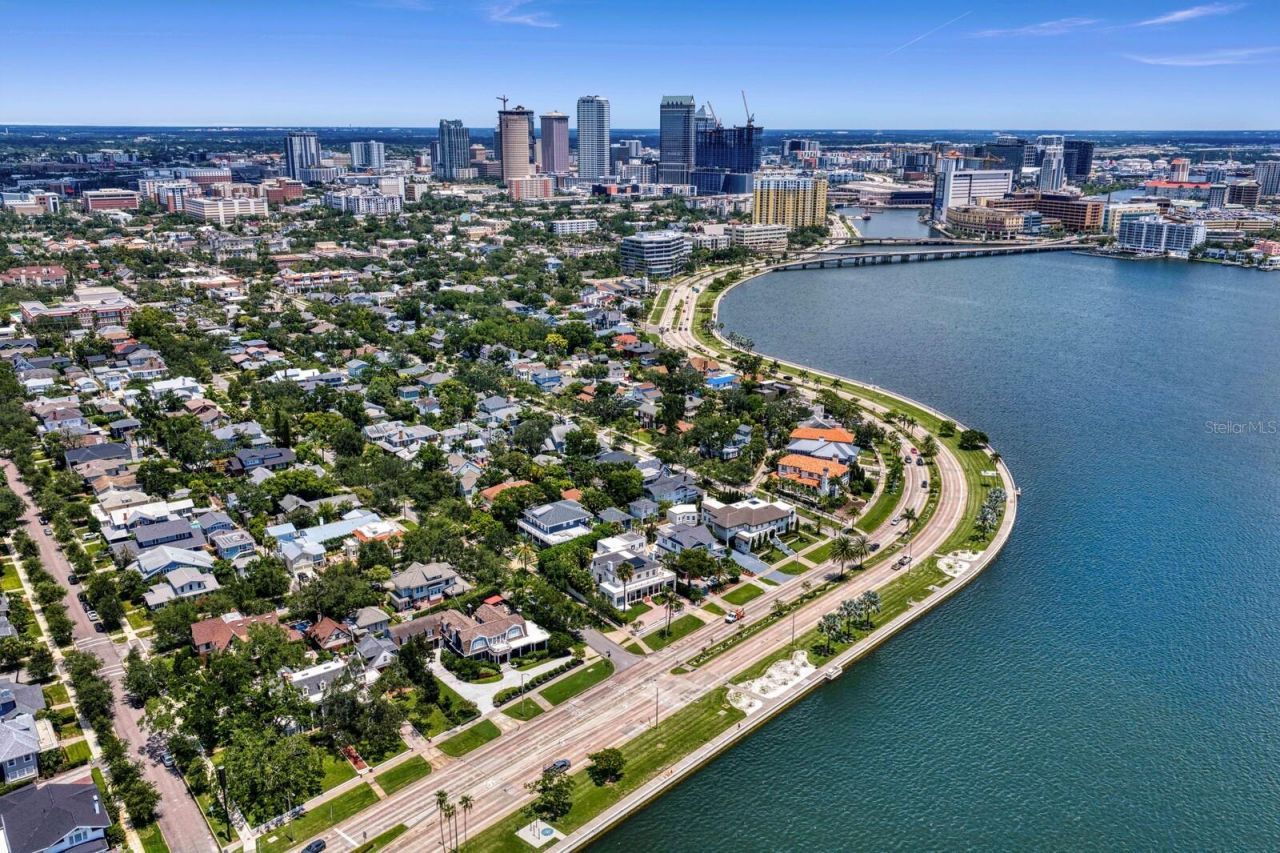 907 Bayshore Boulevard, Tampa, FL 33606 Photo