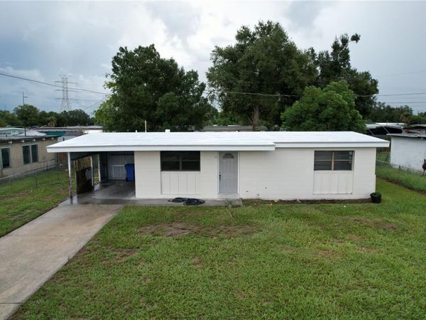 1310 WARRINGTON WAY, TAMPA, FL 33619
