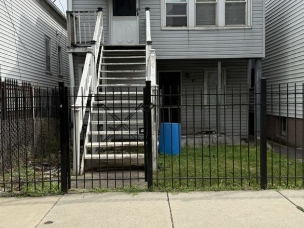 4935 S Wood Street , Chicago, IL 60609