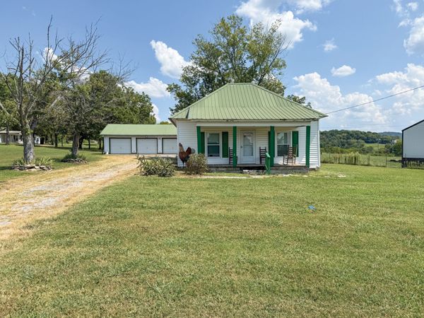 7140 N Milton Rd N, Milton, TN 37118