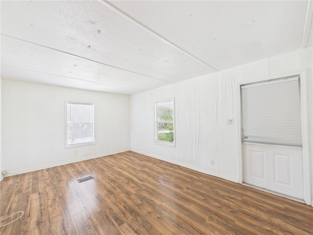 6305 105th Place, Sebastian, FL 32958 Photo