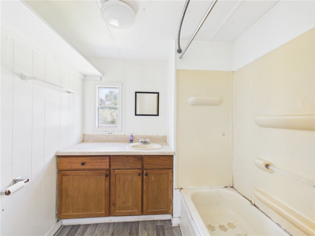 6305 105th Place, Sebastian, FL 32958 Photo