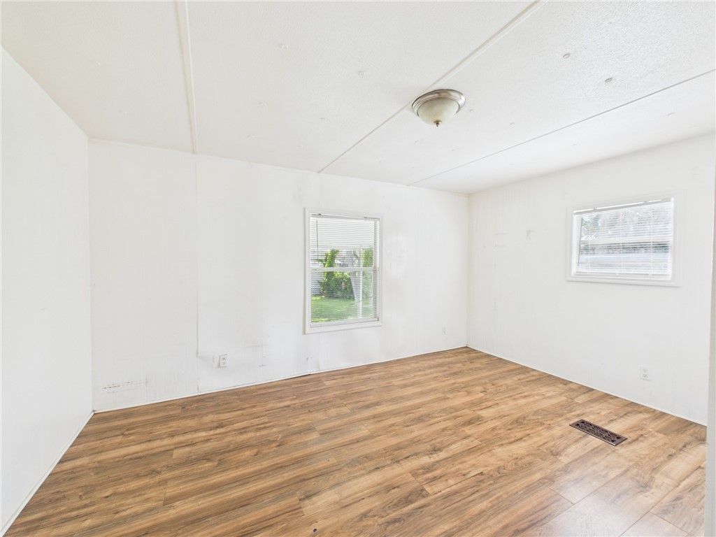 6305 105th Place, Sebastian, FL 32958 Photo